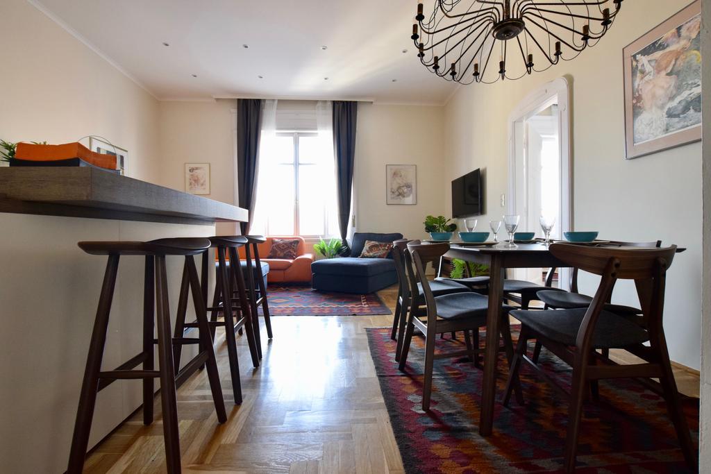 Luxury Apartment By Hi5 - Kiraly Street Suite Budapesta Exterior foto