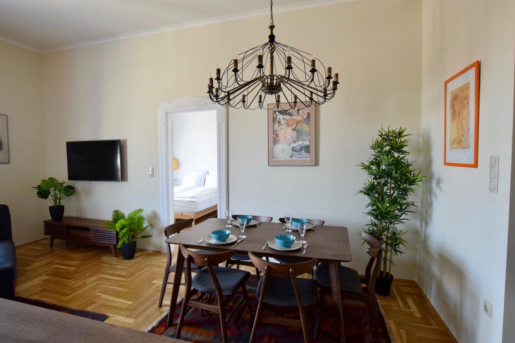 Luxury Apartment By Hi5 - Kiraly Street Suite Budapesta Exterior foto