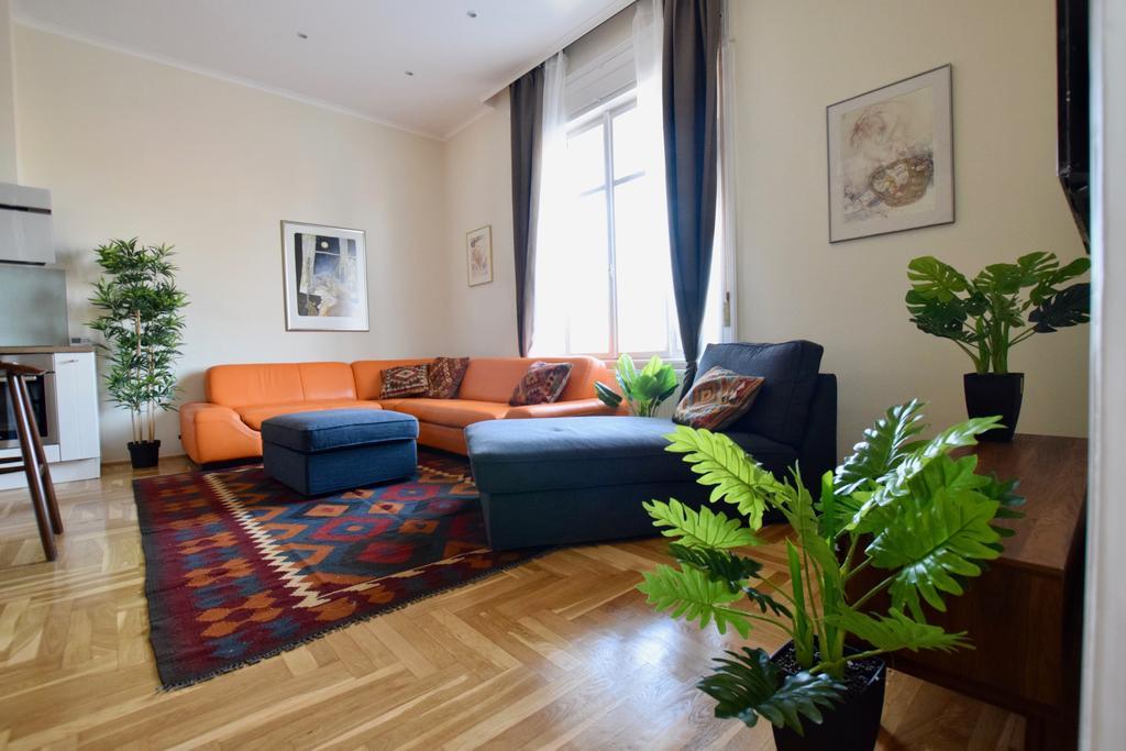 Luxury Apartment By Hi5 - Kiraly Street Suite Budapesta Exterior foto