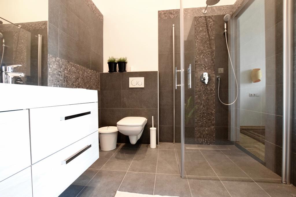 Luxury Apartment By Hi5 - Kiraly Street Suite Budapesta Exterior foto
